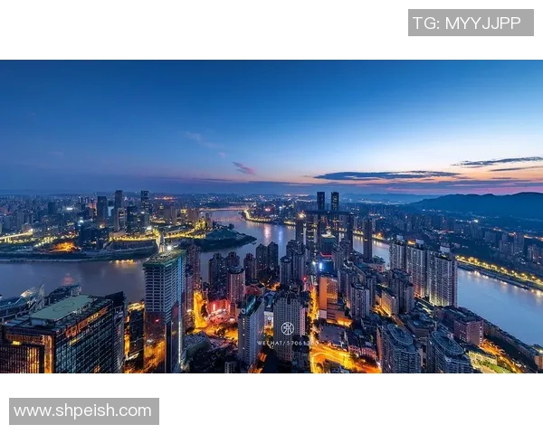 重庆足球队中路突破革新探索与实践的全景分析与展望